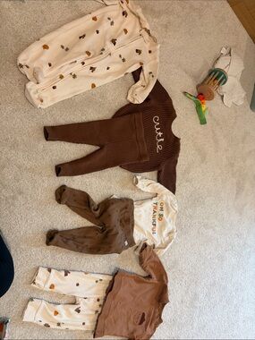 Neutral & Brown Baby Outfit Bundle - Fall & Pumpkin Prints